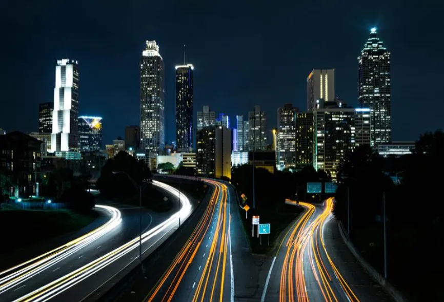 4 Warning Signs You’re at Risk of a Highway Collision 