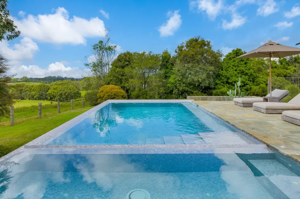 Why Summer Is the Perfect Season to Build Your Dream Pool