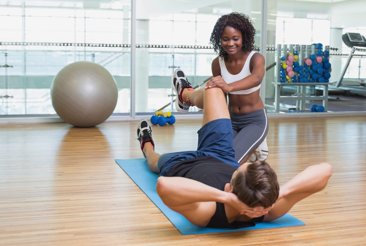 How a Personal Trainer Orlando Helps Improve Posture and Mobility